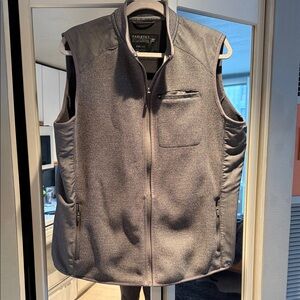 Women’s Fabletics Scrub Fleece Vest